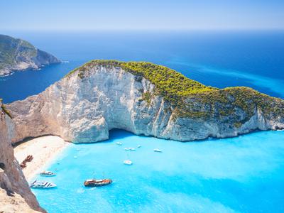 Cheap Flights to Greece from £25 - KAYAK