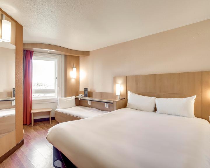 ibis Paris Coeur d'Orly Airport from £63. Paray-Vieille-Poste Hotel Deals &  Reviews - KAYAK