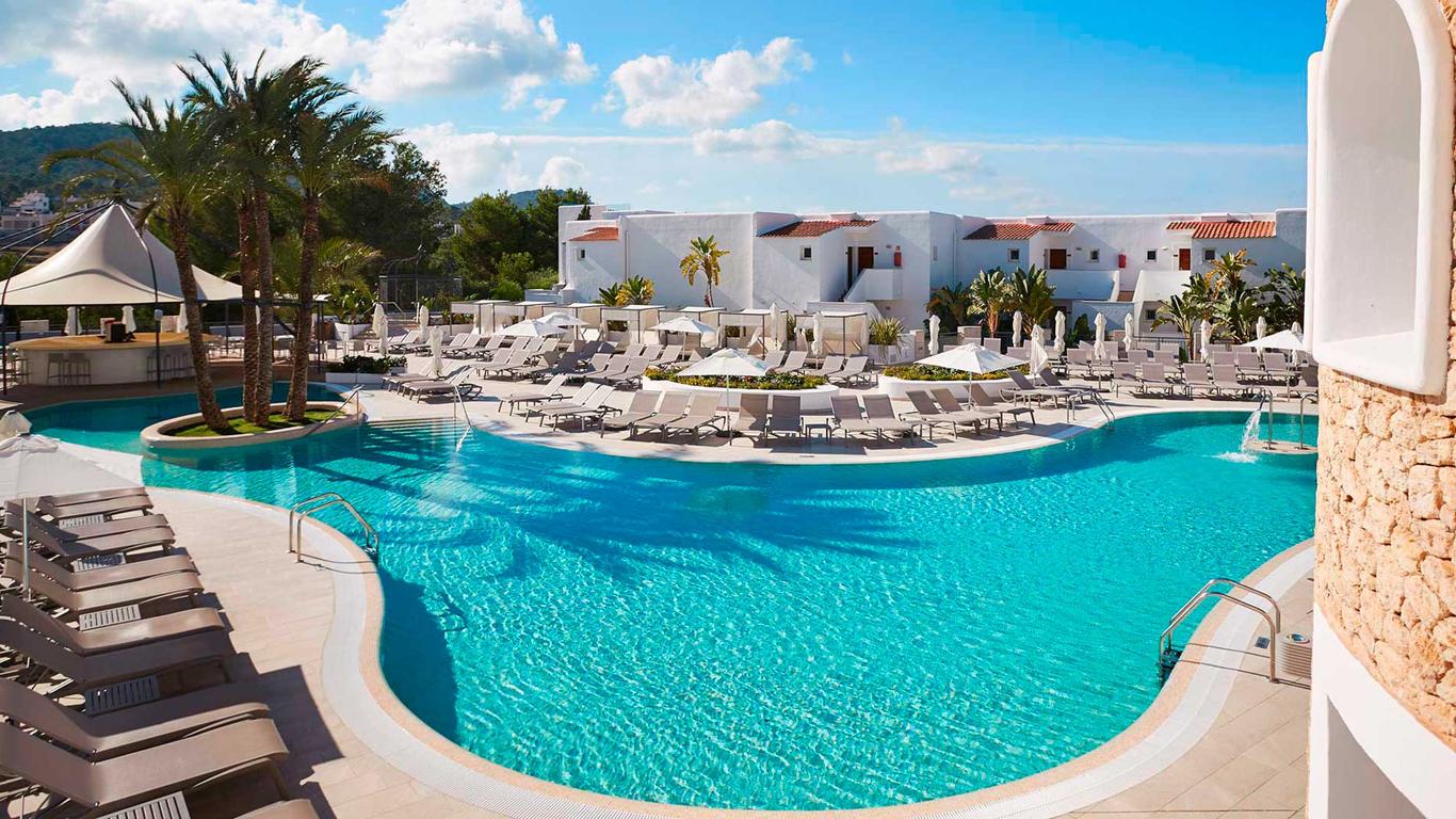 Insotel Tarida Beach Sensatori Resort from £135. Sant Josep de sa Talaia  Hotel Deals & Reviews - KAYAK